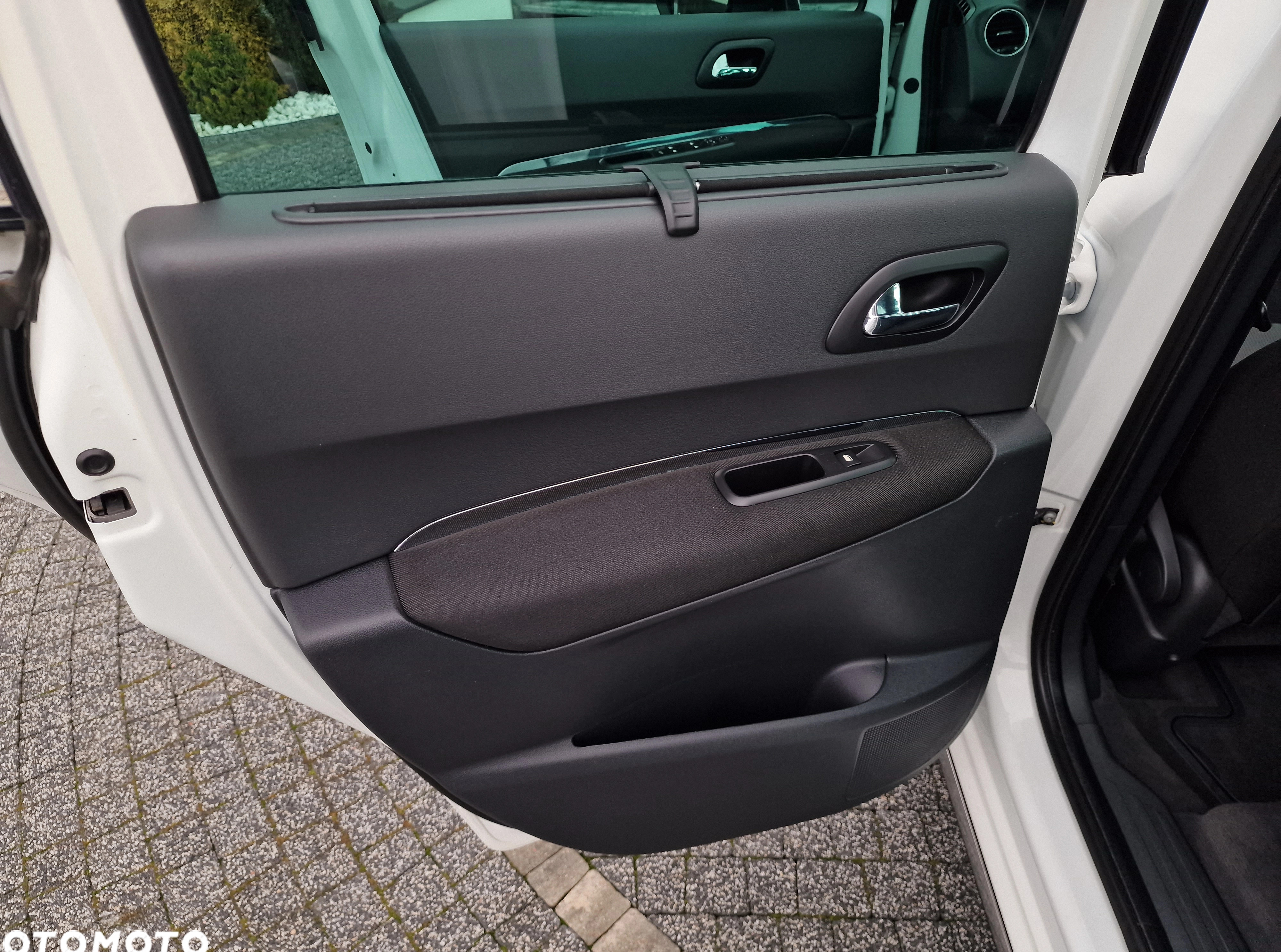 Peugeot 3008 cena 26700 przebieg: 175121, rok produkcji 2010 z Grudziądz małe 407